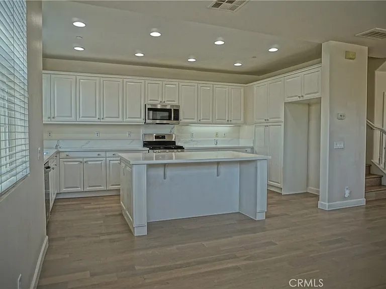 2099 Owens Dr — Photo 11