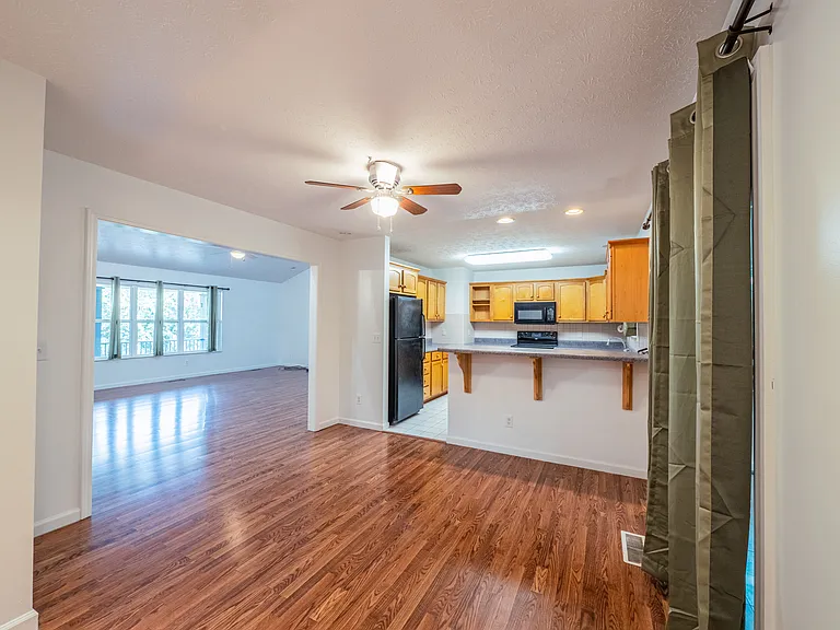 215 Tahlequah Dr — Photo 5