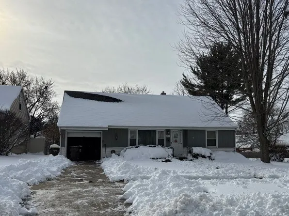 2911 18th Ave, Rockford, IL 61108