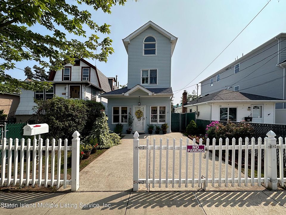 1st image of 195 Wiman Ave