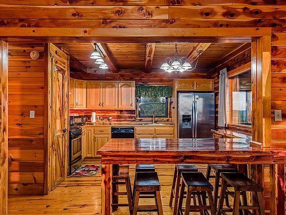 12th image of this home