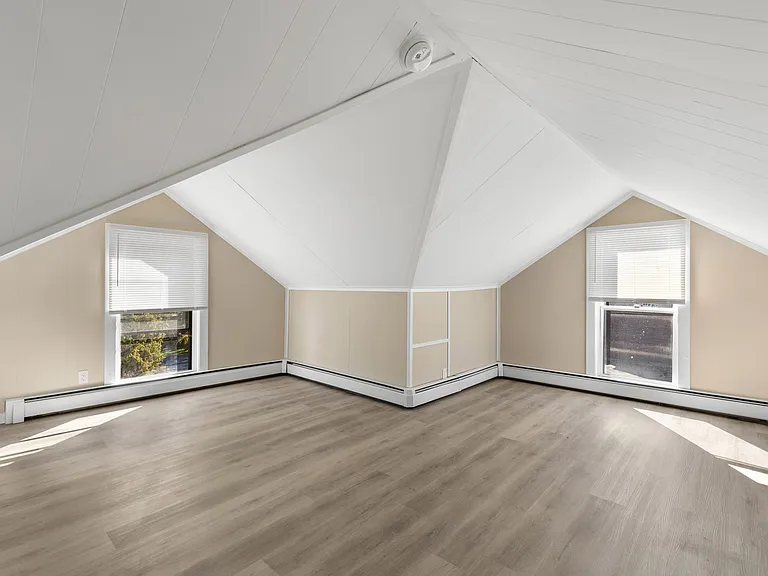 1181 Whitney Rd E #A — Photo 8