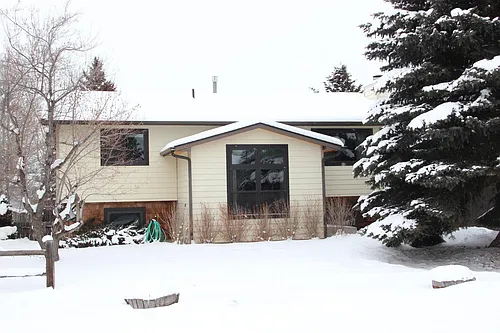 503 Staudaher St Photo 1