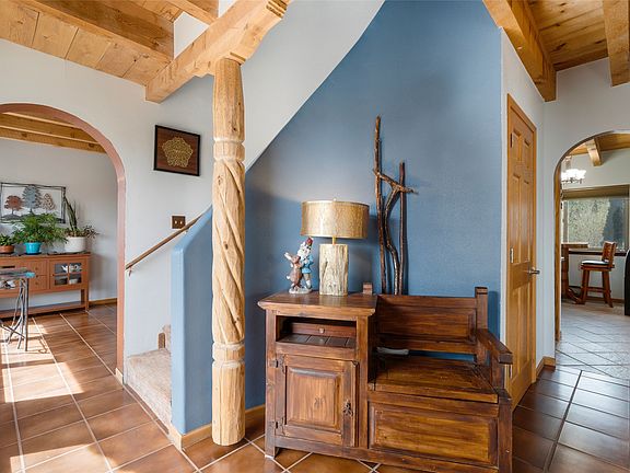 4th image of 105 Moya Rd