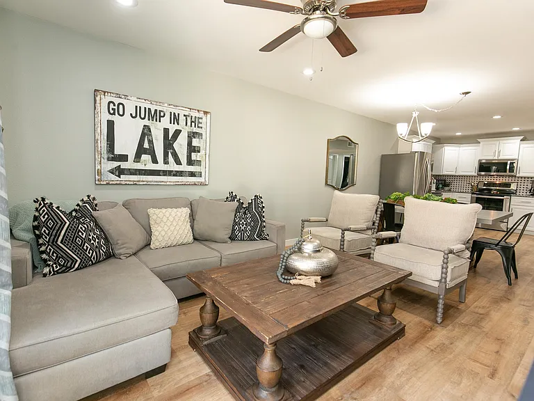 104 Cove E #103 — Photo 14