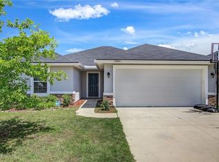 94046 Last Ln, Yulee, FL 32097