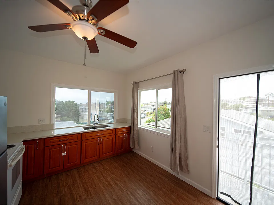 1314 Hoohulu St