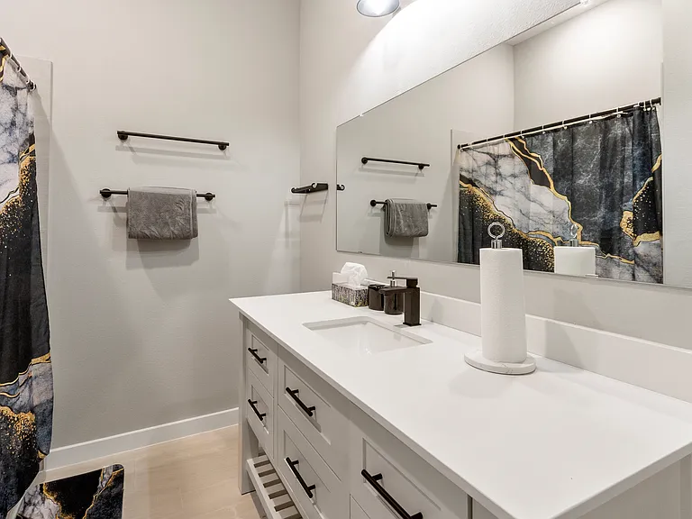 6706 Parker Grove Ln — Photo 9