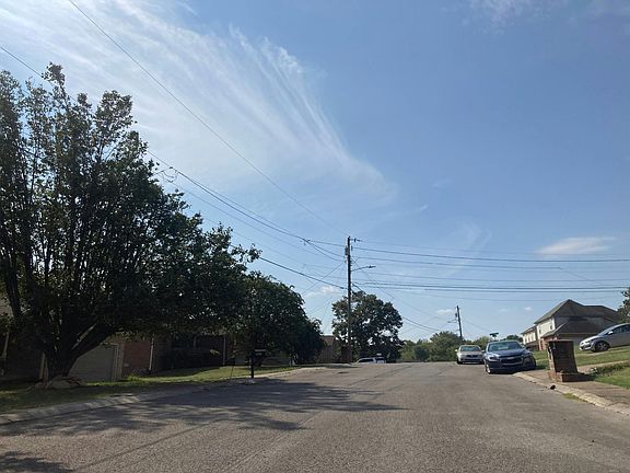 4th image of 565 Mill Station Dr