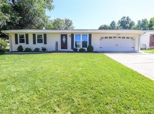 3 Montrouge Ct, Ballwin, MO