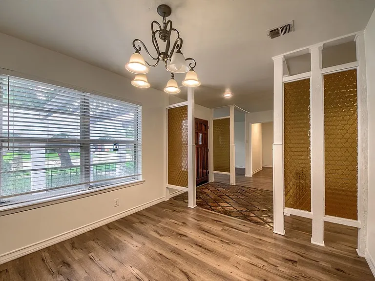 3106 Manila Dr — Photo 7