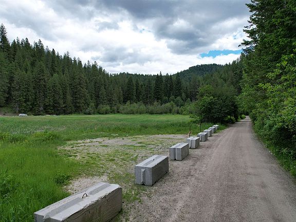 4th image of Xx E Deer Lake Way