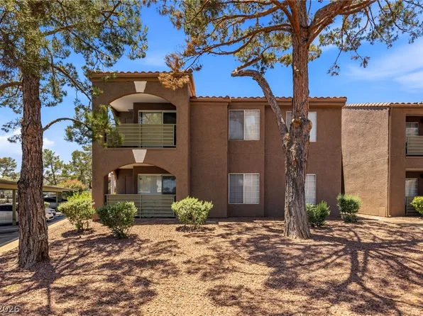 2111 Sealion Dr Unit 205, Las Vegas, NV 89128