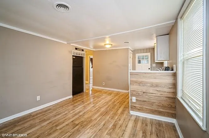 2 bed, 651 sqft, $1,595 — Photo 3