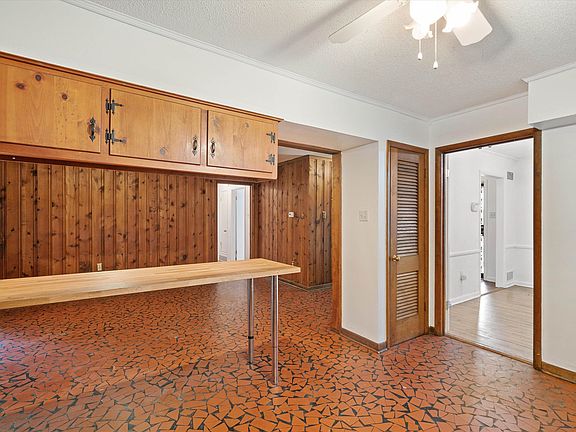 4th image of 5171 Woodlark Ave