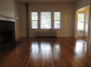 128 Dover Rd #2, West Hartford, CT 06119