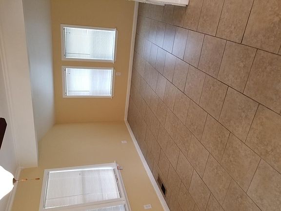 4th image of 3901 Palmetto St