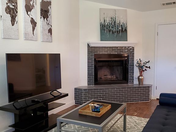 5th image of 508 Country Aire Dr #B