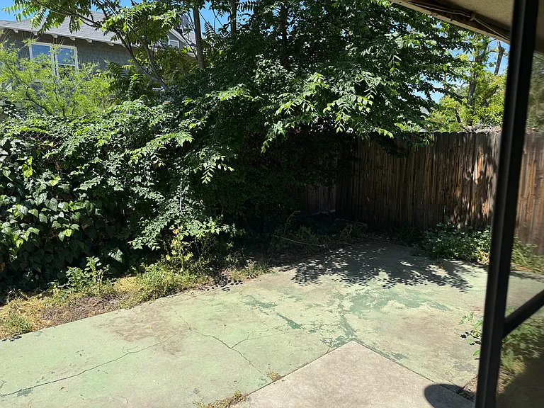 2407 19th St #C — Photo 9