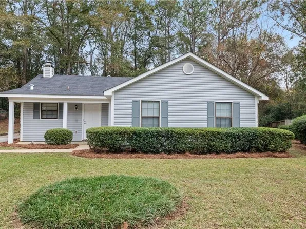 1104 Greenville Dr, Mobile, AL 36608