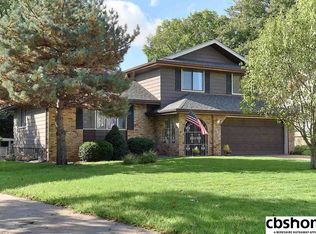 10609 N St, Omaha, NE 68127