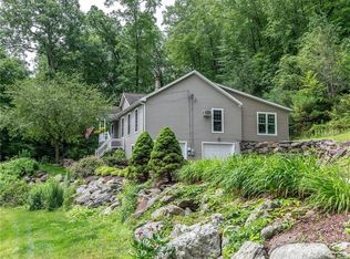 77 Couch Rd, Warren, CT 06777