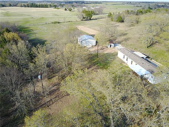2nd image of 173 Hogan Ln