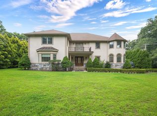 193 Saxon Woods Rd, Scarsdale, NY 10583