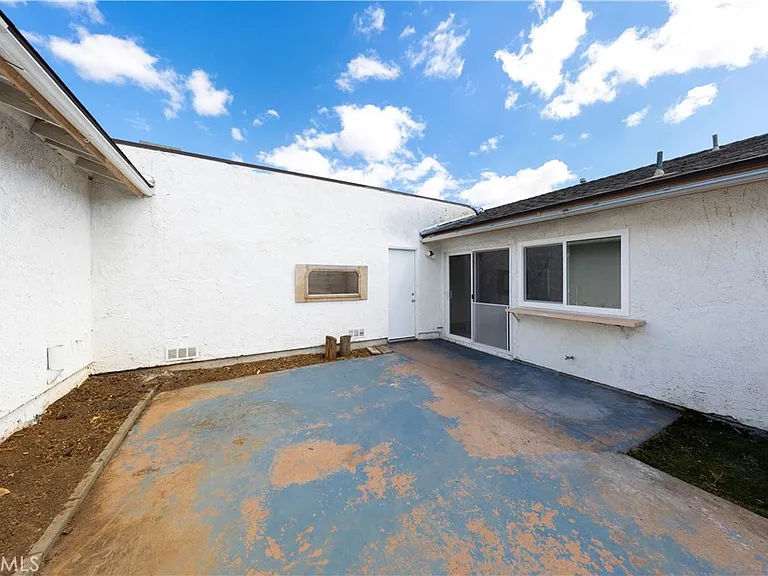 1101 Napa St — Photo 13