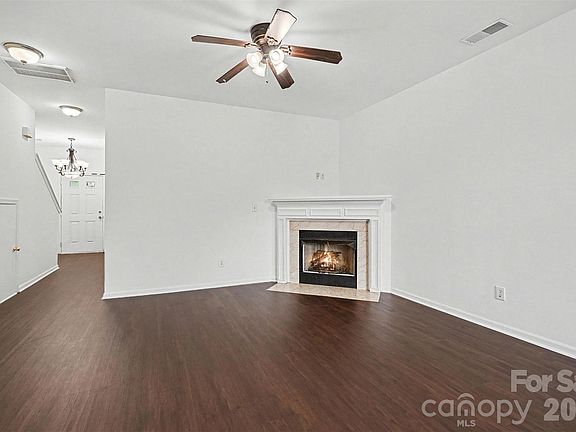4th image of 7514 Abigail Glen Dr