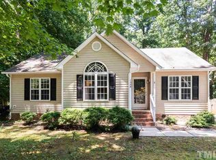 1550 Middle Ridge Dr, Willow Spring, NC 27592