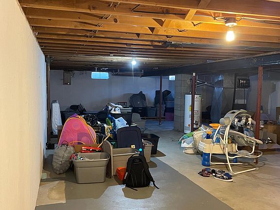 4th image of 1432 Karlin Ct