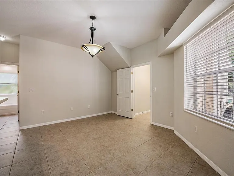 1827 Hammocks Ave #1827 — Photo 14