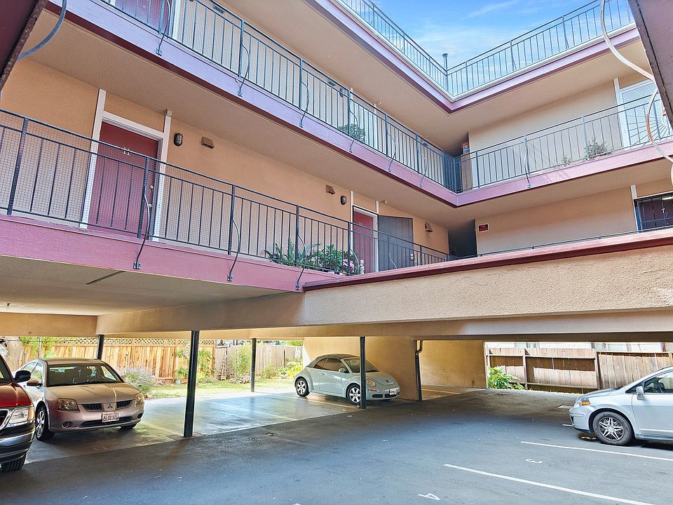 1st image of 348 4th Ave #11562126