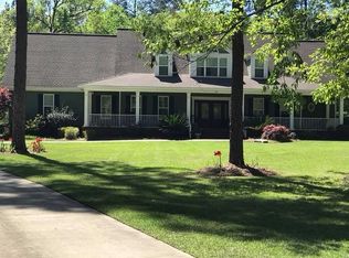 122 Pebble Point Dr, Thomasville, GA 31792