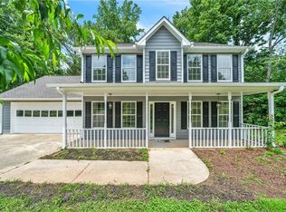 1569 Wynfield Dr, Auburn, GA 30011