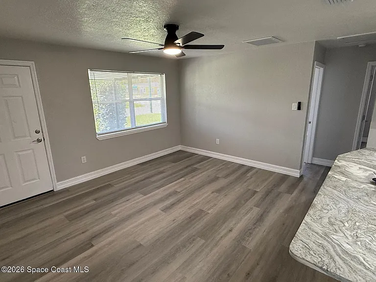 2839 Colbert Cir — Photo 5