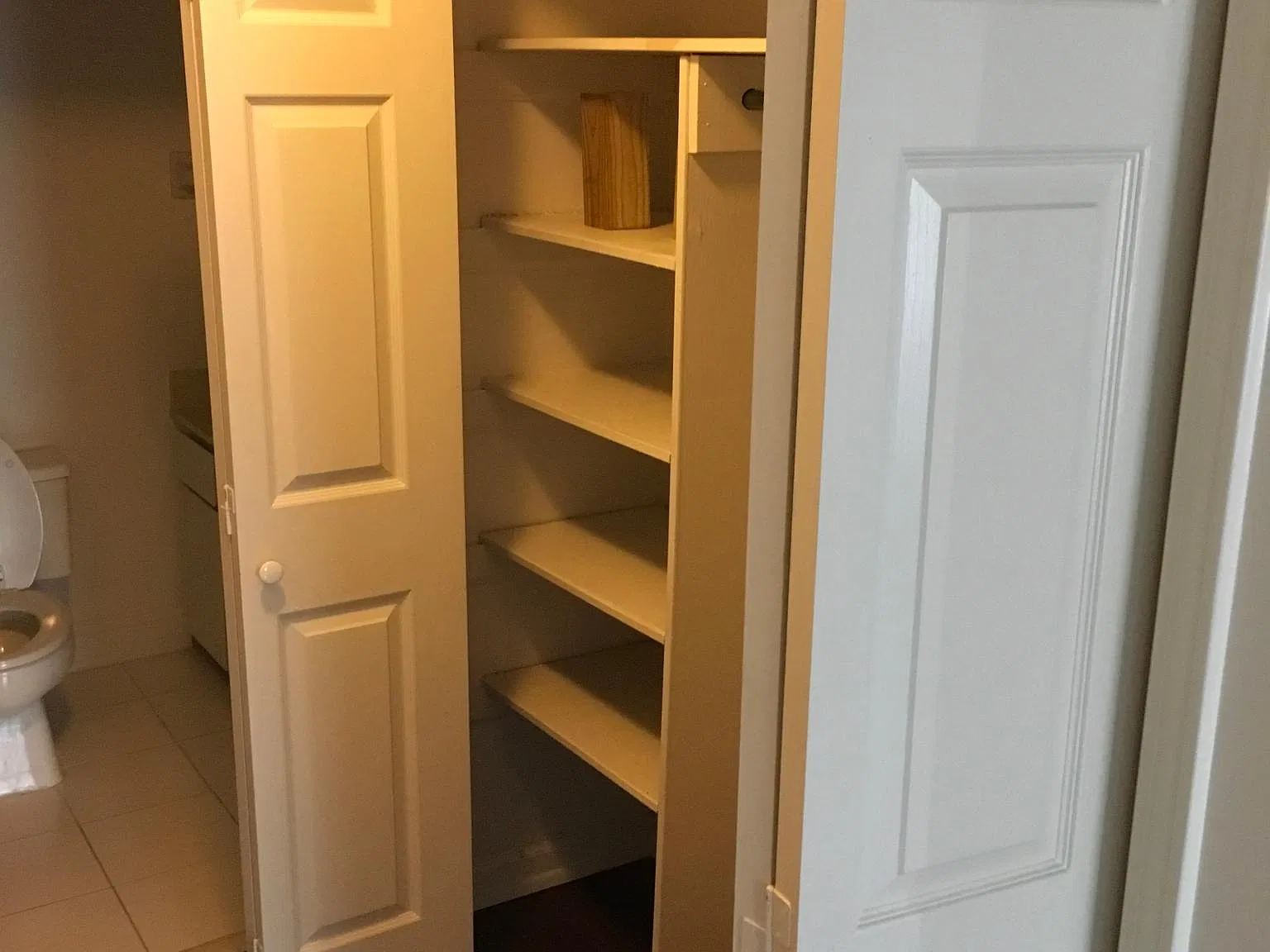 134 Hillsboro Pl — Photo 3
