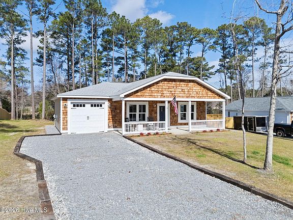 3rd image of 325 N Dyson Street