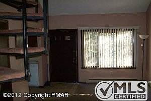 Living room 2nd view