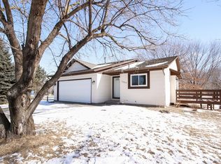 7462 Patti Dr, Lino Lakes, MN 55014