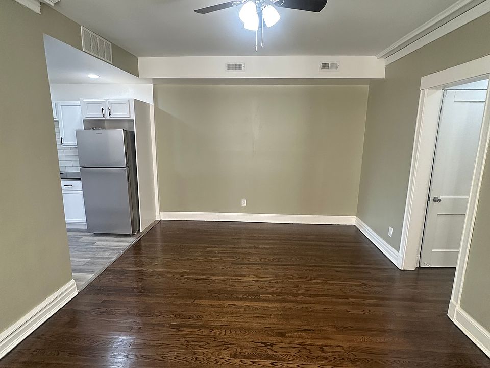 2nd image of 5843 S Michigan Ave APT 2