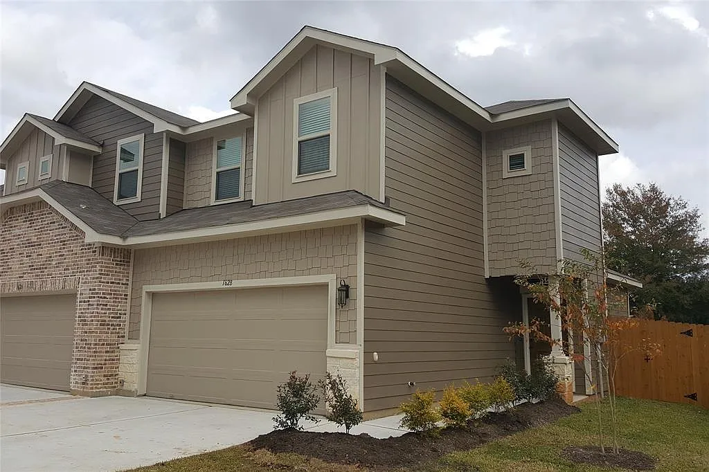 3 bed, 2.5 bath, 1508 sqft, $1,895 — Photo 1