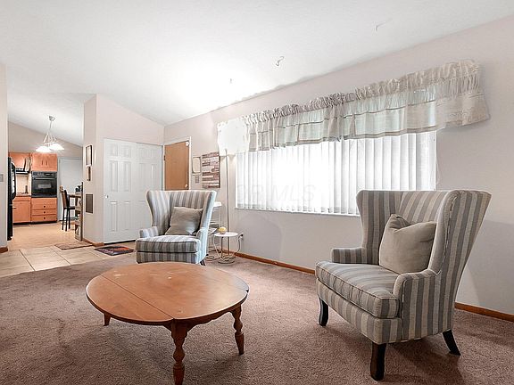 5th image of 2894 Langfield Dr