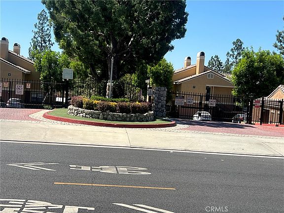 5th image of 10655 Lemon Ave