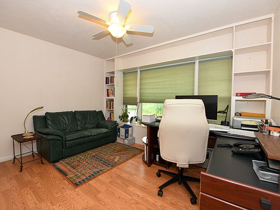 4th image of 2515 N Bonnie Brook Ln