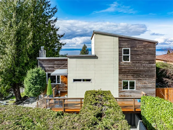 7717 California Avenue SW, Seattle, WA 98136