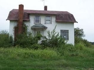 14881 Fairmount Rd, Basehor, KS 66007