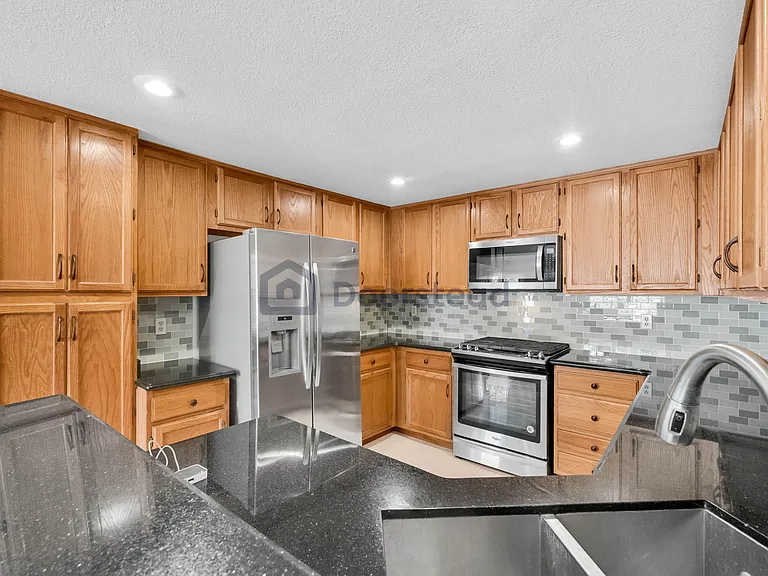 11018 Charleston St — Photo 19