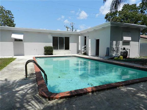 2nd image of 135TH St And Nw 5th Ave